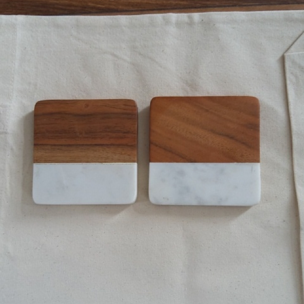 ☕NEW☕Set Of 2 Acaia Wood & White Marble Coasters